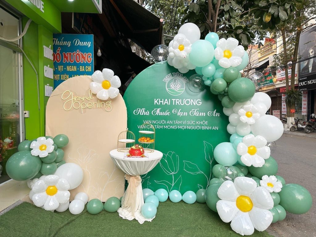 Dịch vụ Trang Trí Bóng Bay Khai Trương Cửa Hàng 2 Trang Trí Bóng Bay Khai Trương