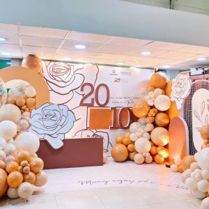 Ý Tưởng Trang Trí Backdrop Quốc Tế Phụ Nữ 2025 – Tạo Dấu Ấn Đặc Biệt Cho Sự Kiện